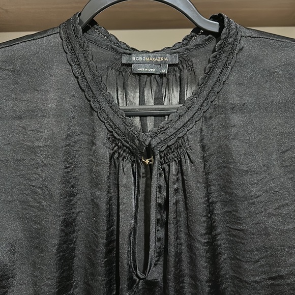 BCBGMAXAZRIA TOP/DRESS - Picture 2 of 3